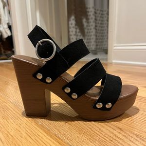 Chinese Laundry Flower Split Suede Heels, size 6, never worn!!